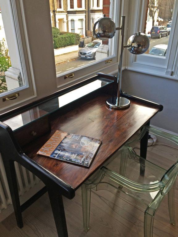 Apartment Sparkling In Kensington Olympia *